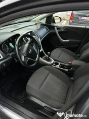 Opel Astra J - 1.7 CDTI - Comenzi pe volan/vocale - AC .