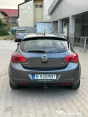 Opel Astra J - 1.7 CDTI - Comenzi pe volan/vocale - AC .