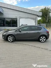 Opel Astra J - 1.7 CDTI - Comenzi pe volan/vocale - AC .