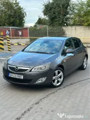 Opel Astra J - 1.7 CDTI - Comenzi pe volan/vocale - AC .