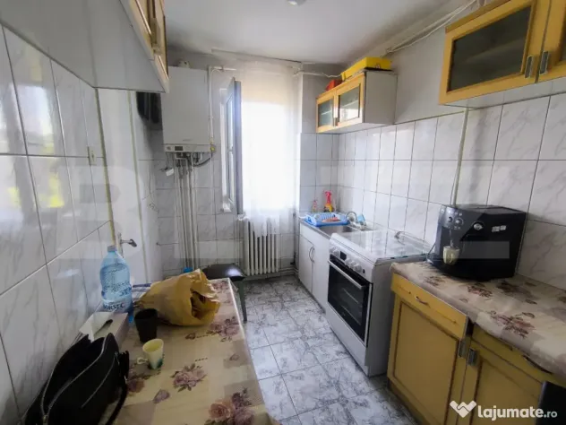 Apartament 2 camere / etaj intermediar - Astra - Brasov (Brasov)