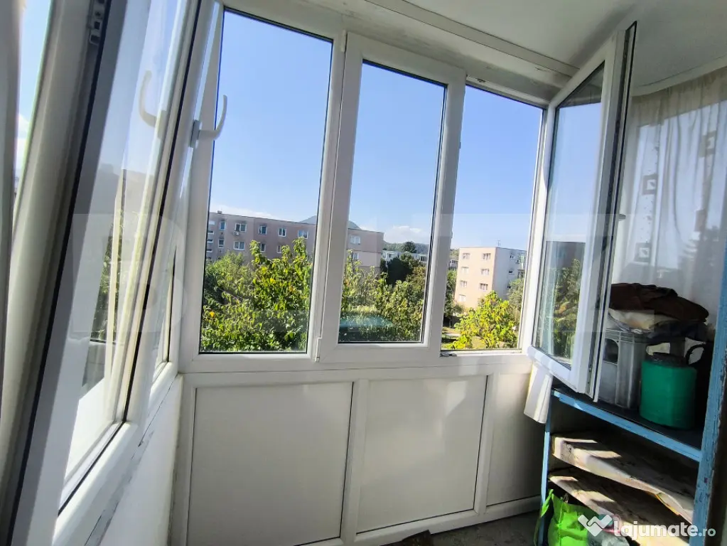 Apartament 2 camere / etaj intermediar - Astra - Brasov (Brasov)