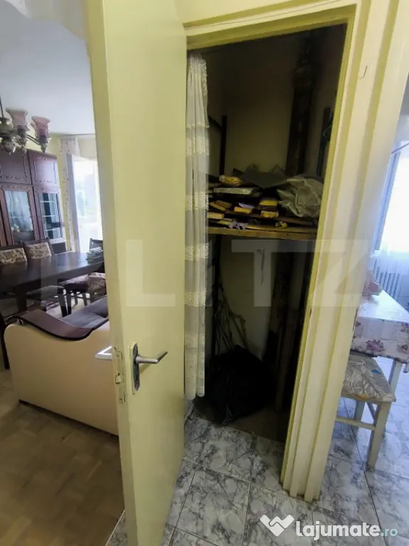 Apartament 2 camere / etaj intermediar - Astra - Brasov (Brasov)