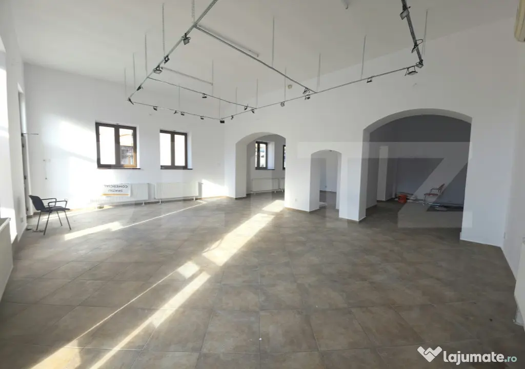 Spațiu Comercial 89 mp de Închiriat Parter | Front Stradal - Targu Mures (Mures)