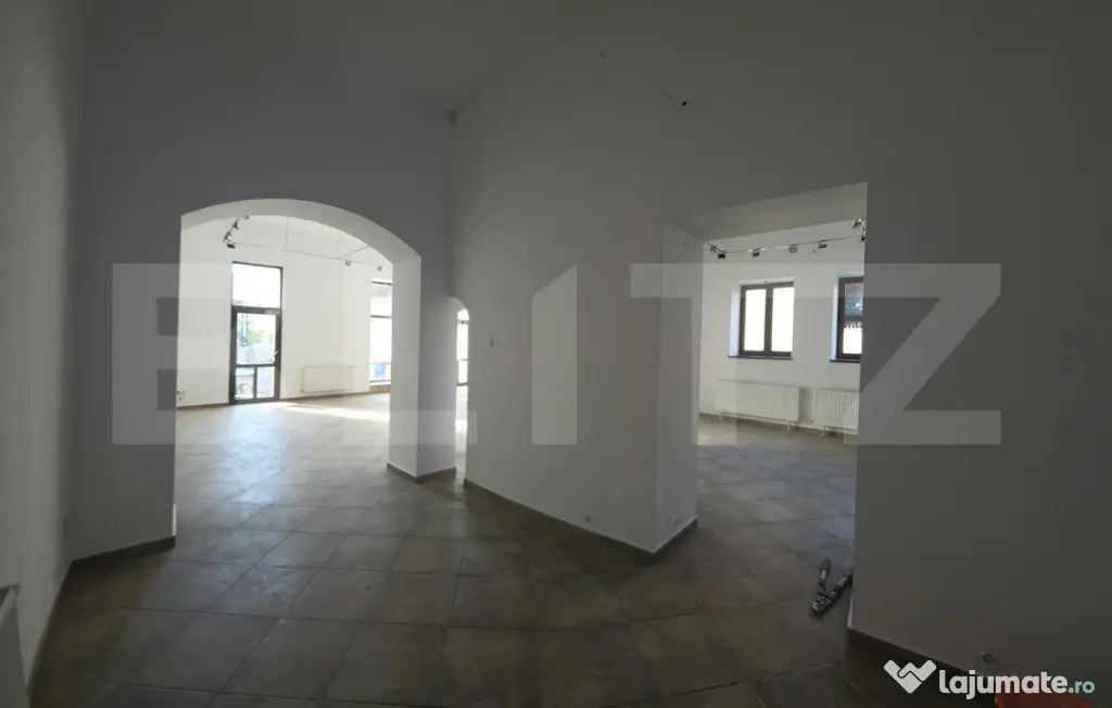 Spațiu Comercial 89 mp de Închiriat Parter | Front Stradal - Targu Mures (Mures)