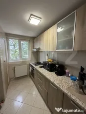 Apartament 3 camere zona Piața Centrala