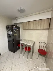 Apartament 3 camere zona Piața Centrala