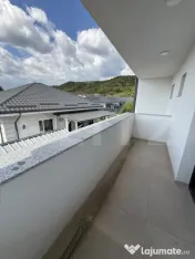 Casă tip duplex, unitate individuală, construcție nouă ? 