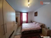 Apartament 2 camere, renovat complet, curte comuna - Timocul 