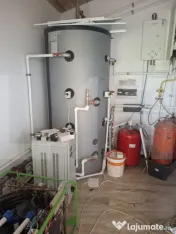 Casă cu Etaj și Pod, 325 mp, Teren 1045 mp, Construcție 