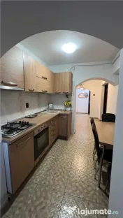 2 camere - zona Vest - decomandat 