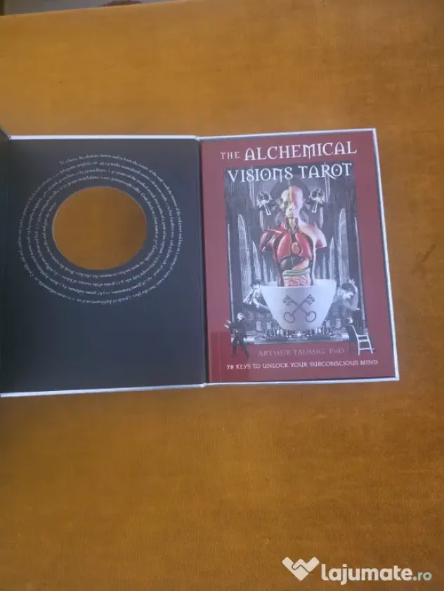Cărți de tarot,