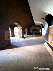 Spațiu comercial 1300mp Parter+Subsol & Teren 1 ha 