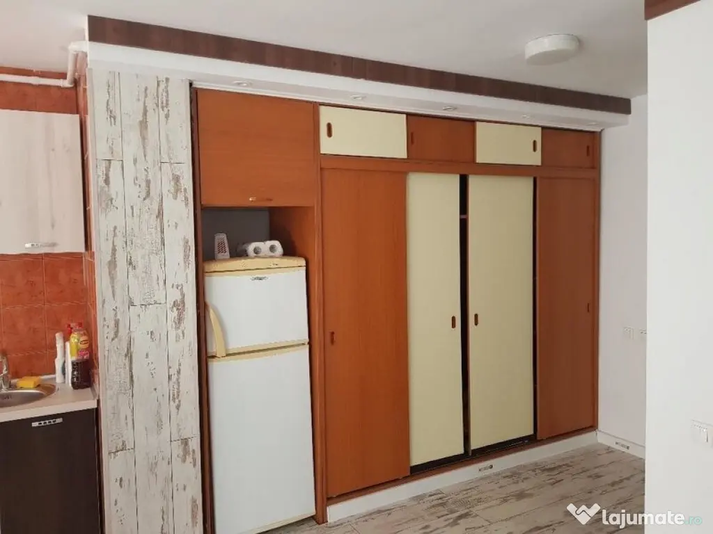 Vitan mall zizin etaj 1 - Bucuresti (Bucuresti-Ilfov)
