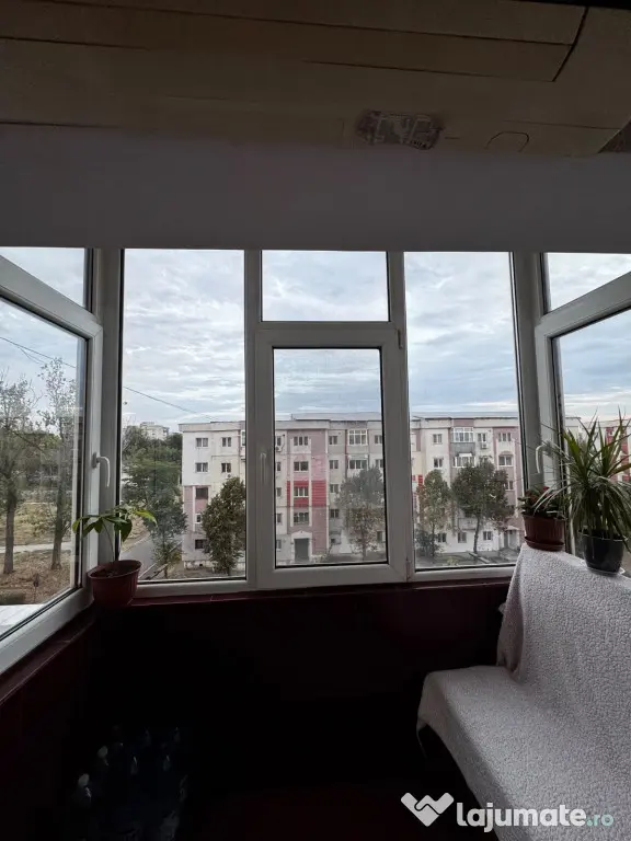 Apartament 2 camere DECOMANDAT | 60 MP | COMPLET MOBILAT ȘI - Giurgiu (Giurgiu)
