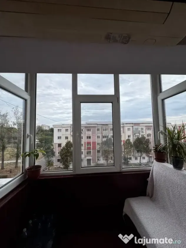 Apartament 2 camere DECOMANDAT | 60 MP | COMPLET MOBILAT ȘI - Giurgiu (Giurgiu)