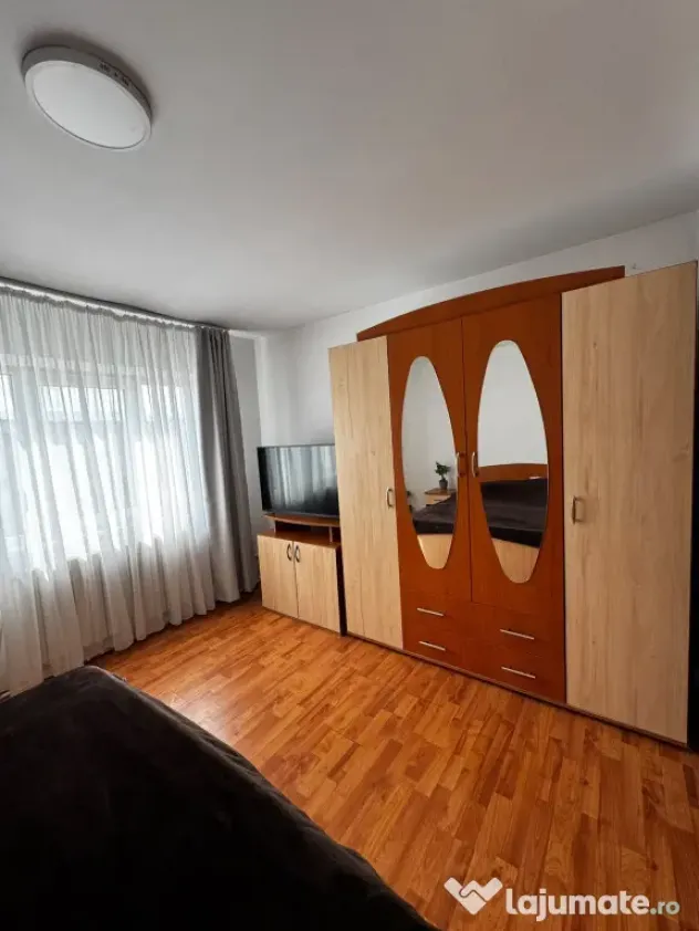 Apartament 2 camere DECOMANDAT | 60 MP | COMPLET MOBILAT ȘI - Giurgiu (Giurgiu)