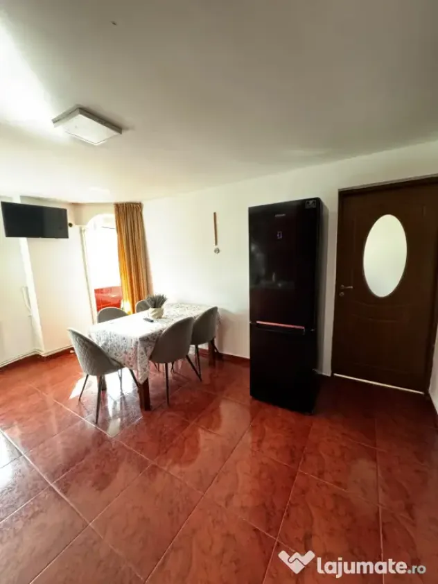 Apartament 2 camere DECOMANDAT | 60 MP | COMPLET MOBILAT ȘI - Giurgiu (Giurgiu)
