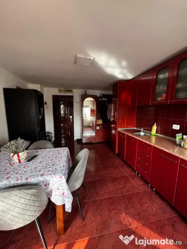 Apartament 2 camere DECOMANDAT | 60 MP | COMPLET MOBILAT ȘI - Giurgiu (Giurgiu)
