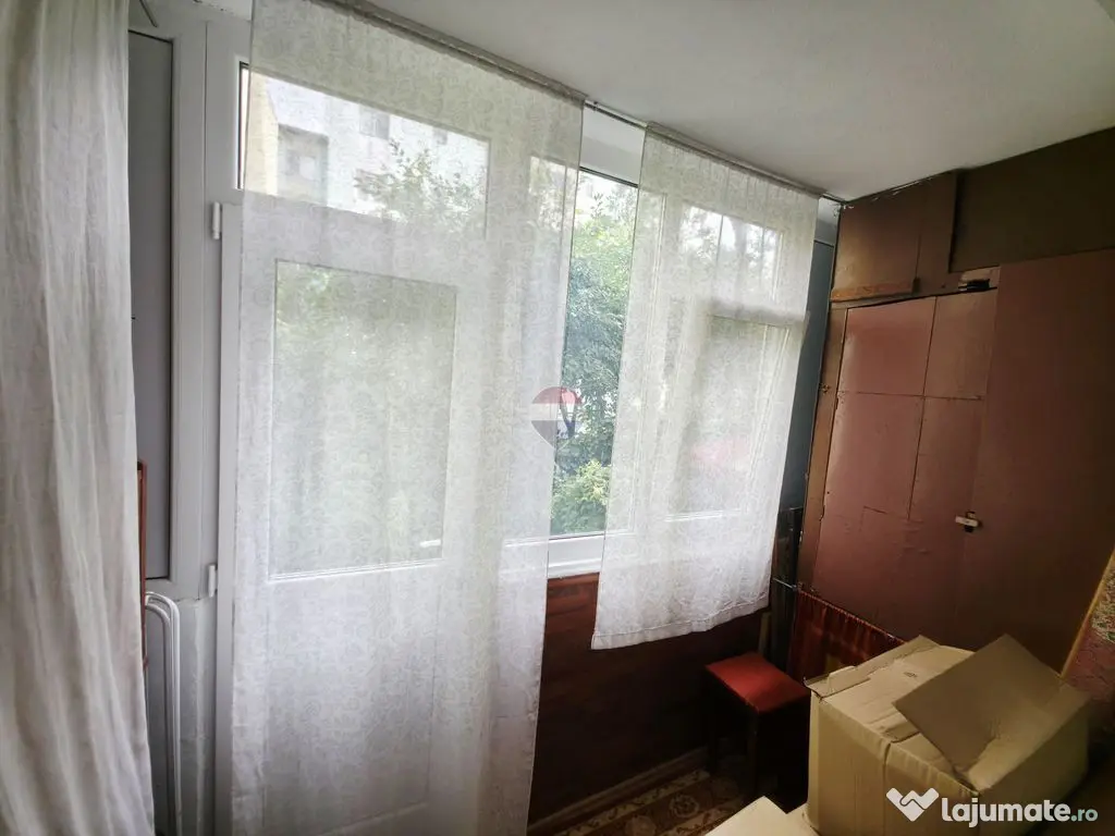 Apartament cu 2 camere de vânzare în zona Maratei - Piatra-Neamt (Neamt)