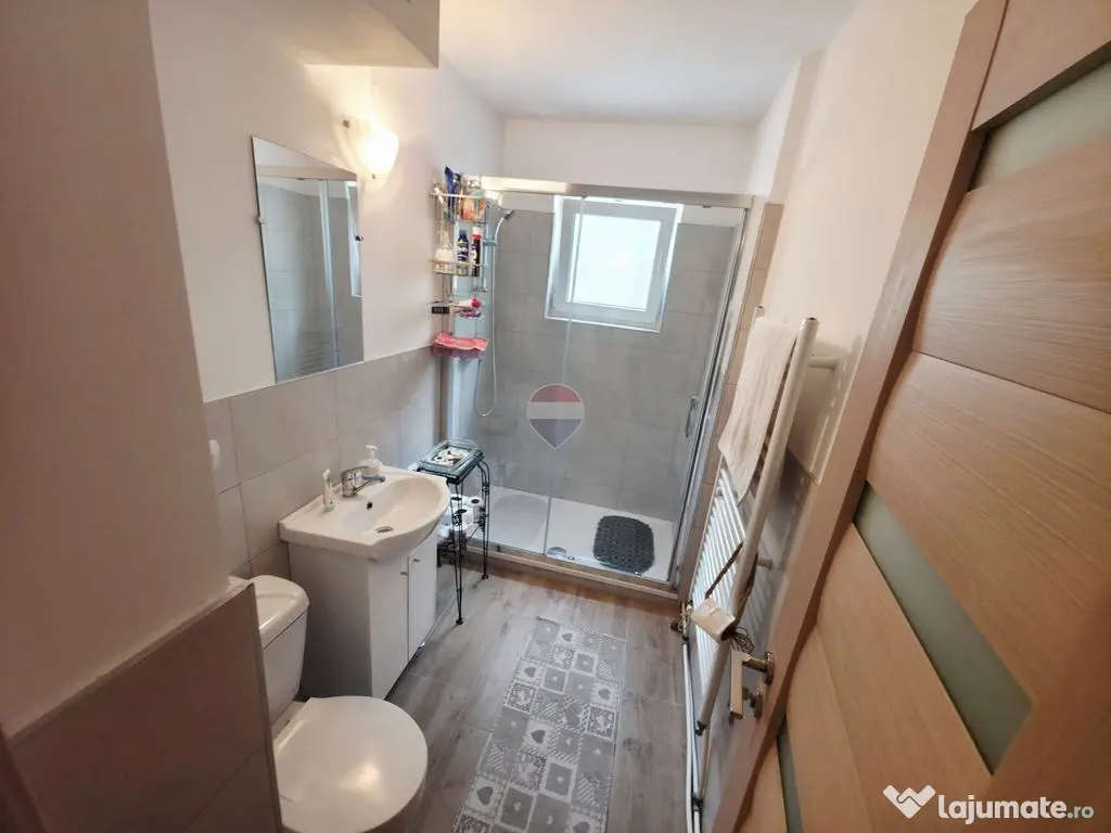 Apartament cu 2 camere de vânzare în zona Maratei - Piatra-Neamt (Neamt)
