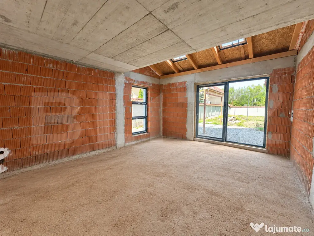 Duplex la roșu - 120 mp utili - Teren 470 mp zona Paulesti - Paulesti (Satu-Mare)