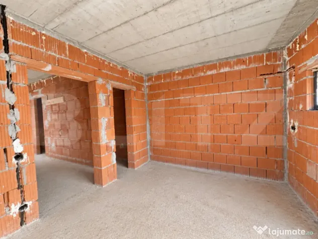 Duplex la roșu - 120 mp utili - Teren 470 mp zona Paulesti - Paulesti (Satu-Mare)