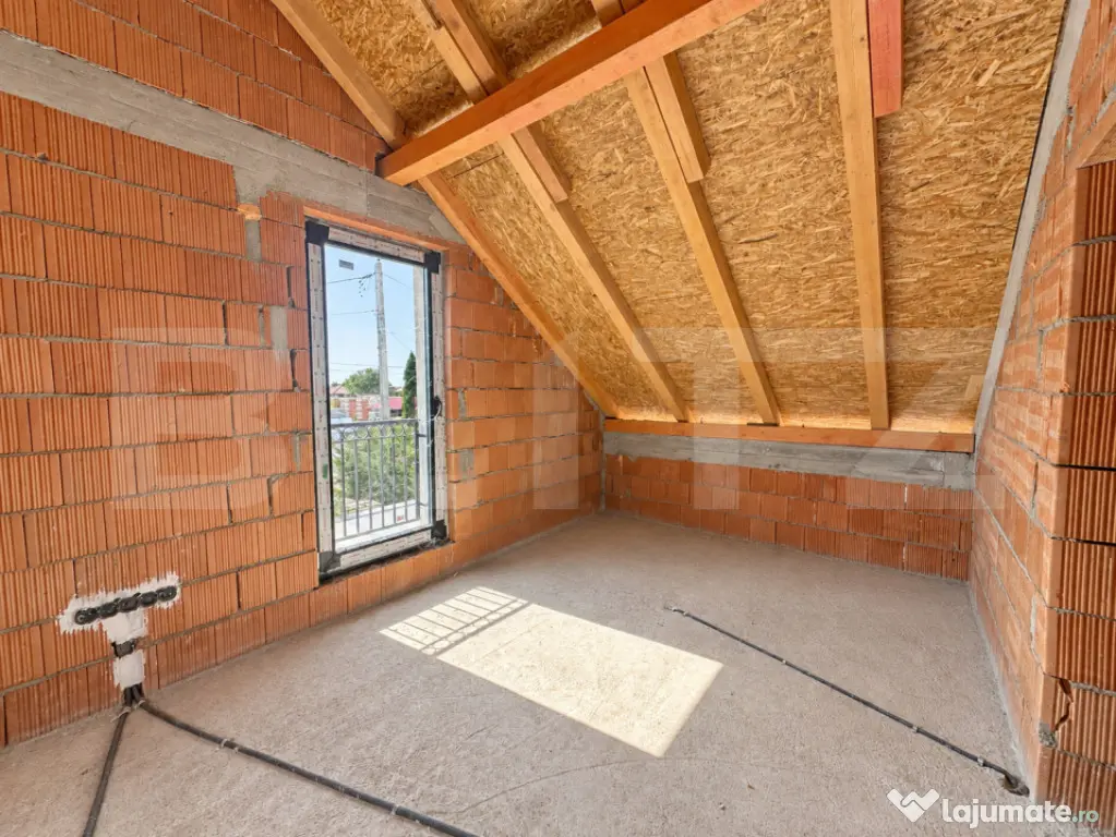Duplex la roșu - 120 mp utili - Teren 470 mp zona Paulesti - Paulesti (Satu-Mare)