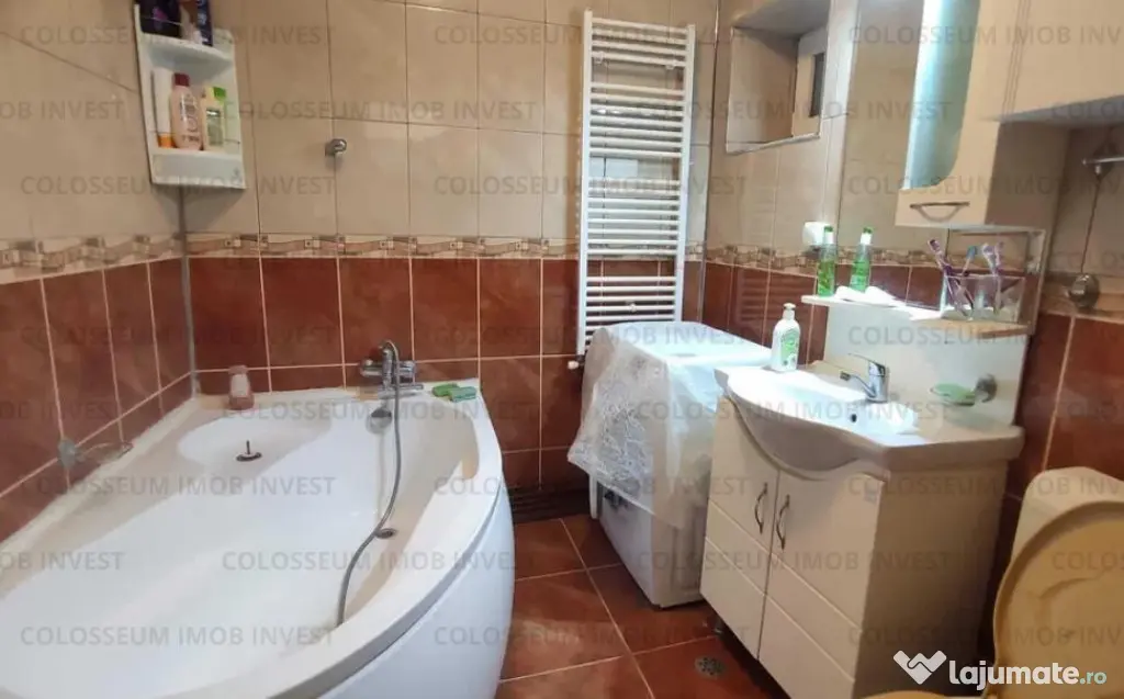 Apartament 3 camere | 70 mp | Decomandat | Zona Racadau - Brasov (Brasov)