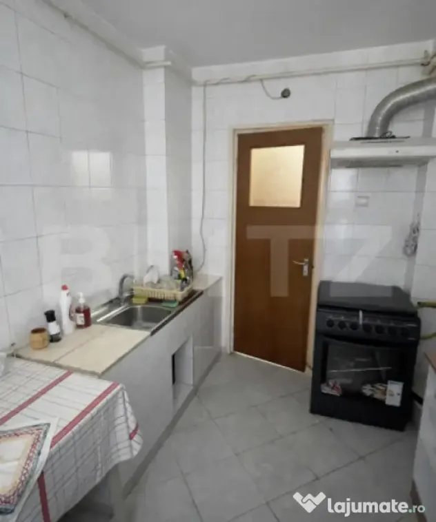 Apartament 2 camere, 48 mp, parter, cu centrală proprie și - Pitesti (Arges)