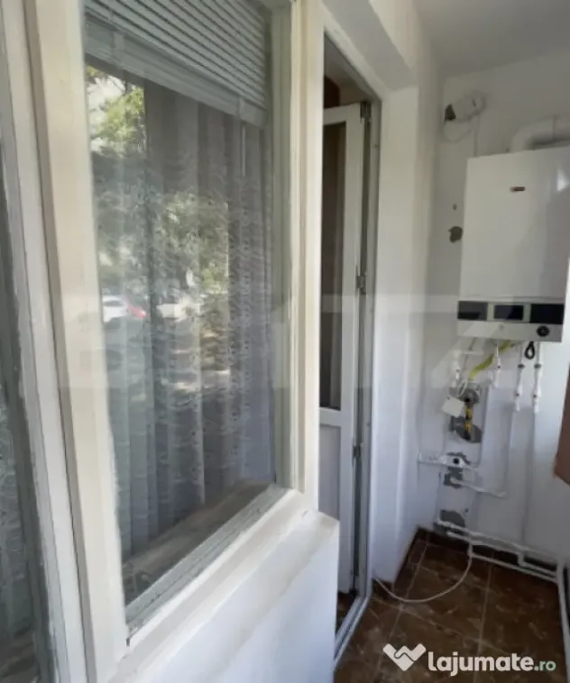 Apartament 2 camere, 48 mp, parter, cu centrală proprie și - Pitesti (Arges)