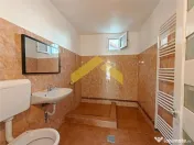 CASA DE VANZARE-SUBCETATE-PE COLT-TEREN 932mp 