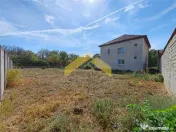 CASA DE VANZARE-SUBCETATE-PE COLT-TEREN 932mp 