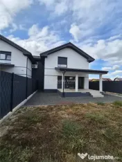 DUPLEX P M - 102 mp utili 16 mp teras#259; 325 mp teren