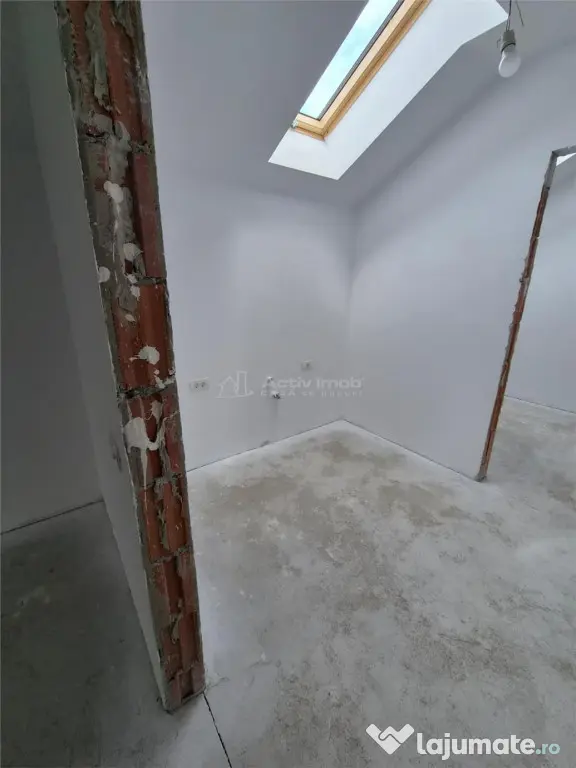 DUPLEX P M - 102 mp utili 16 mp teras#259; 325 mp teren - Mosnita Veche (Timis)