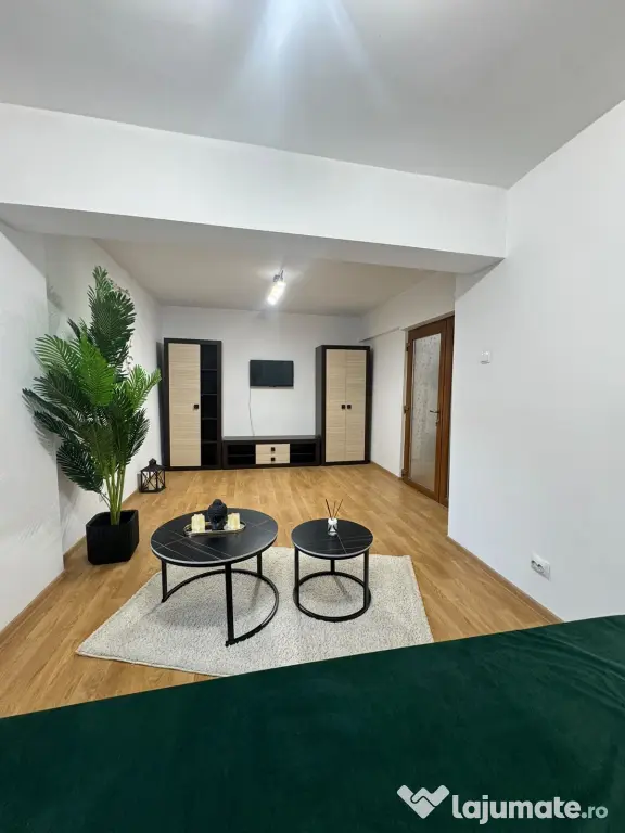 Inchiriez apartament 2 camere ultracentral Craiova