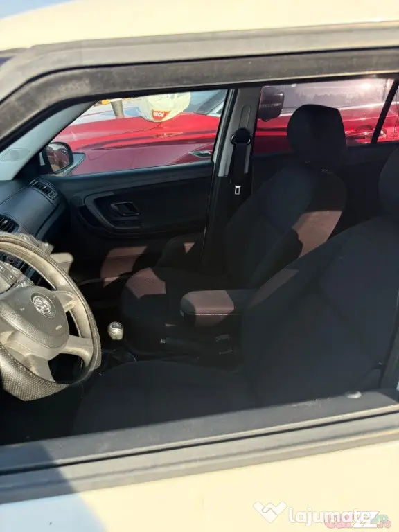 Skoda Fabia Break 1.6 TDI 90 CP – 2013 – mici defecte estetice