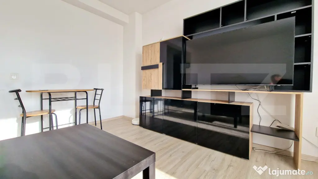Apartament 2 camere, 50mp, 2 balcoane, parcare, zona Tineret - Floresti (Cluj)
