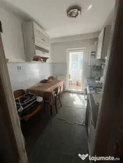 - Apartament 3 camere confort 1 decomandat, zona Progresu 