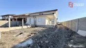 Duplex cu 4 camere despartit prin baie, Mosnita Veche 
