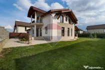 Casă cu personalitate | 204 mp utili | 600 mp teren | Izvor