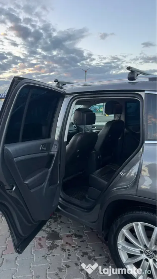 Vând Volkswagen Tiguan, an 2012, motor 2.0 TDI, 140 CP, 4x4