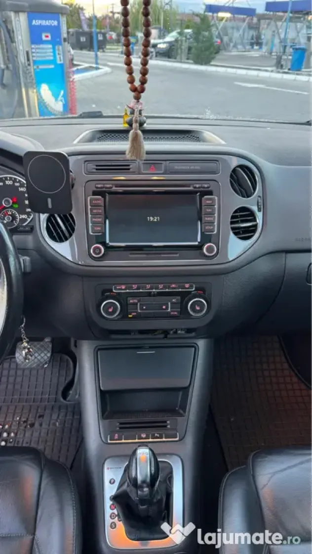 Vând Volkswagen Tiguan, an 2012, motor 2.0 TDI, 140 CP, 4x4