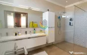 Vila premium cu piscina- teren 500mp- Sos. Oltenitei 
