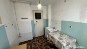 Apartament 3 camere, etaj intermediar. Craiovei, Pitești 