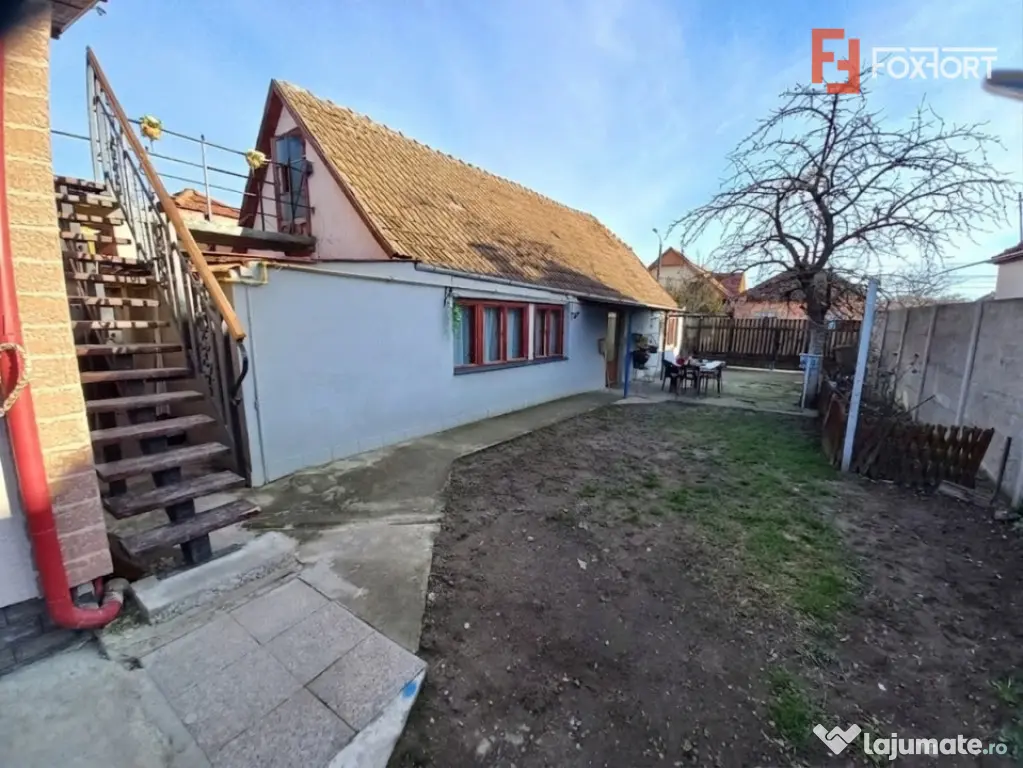 Casa individuala spatioasa in Ghiroda – teren generos 1307 - Ghiroda (Timis)