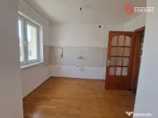 Casa individuala cocheta, cu 4 camere - Remetea Mare 
