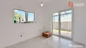 Duplex de vanzare, 3 camere + 2 bai - 96 mp - Mosnita Noua 