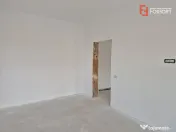 Apartament cu 3 camere de vanzare in Bucovat 