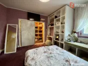 Casa cu 6 camere de vanzare in localitatea Sanandrei, zona C